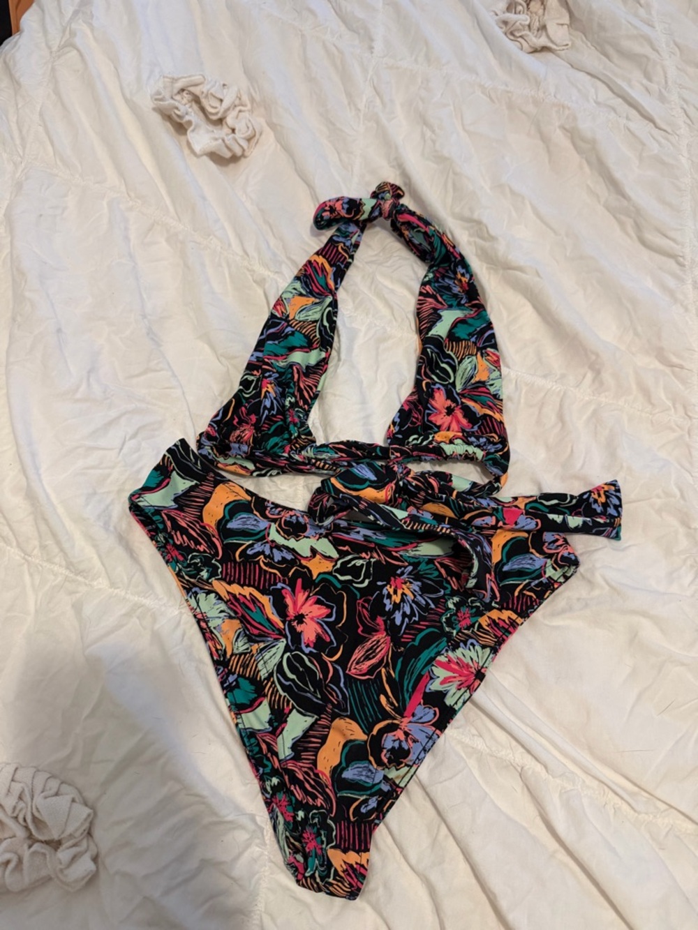 STONE FOX SWIM - Picture 3 of 10